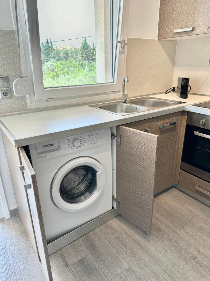 Apartament Athos Blue 1 *